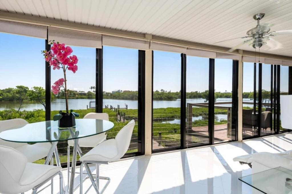 Blue Lagoon Estate Fort Myers Beach Eksteriør bilde