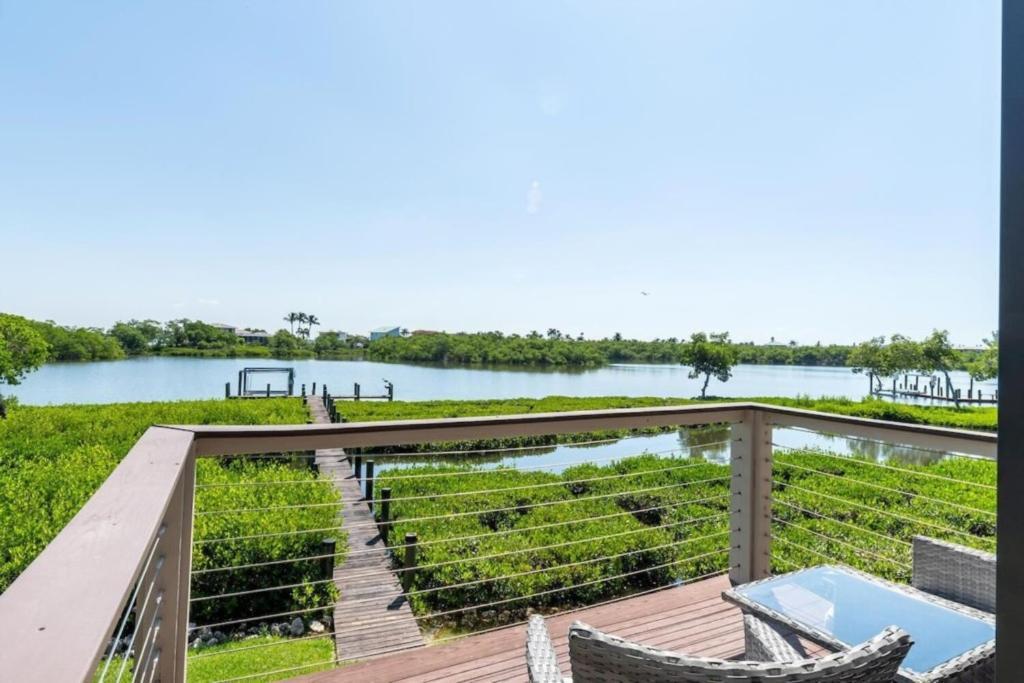 Blue Lagoon Estate Fort Myers Beach Eksteriør bilde