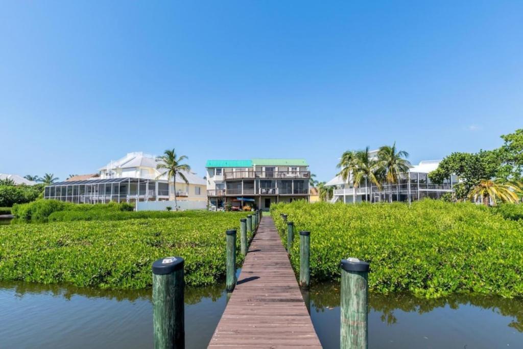 Blue Lagoon Estate Fort Myers Beach Eksteriør bilde